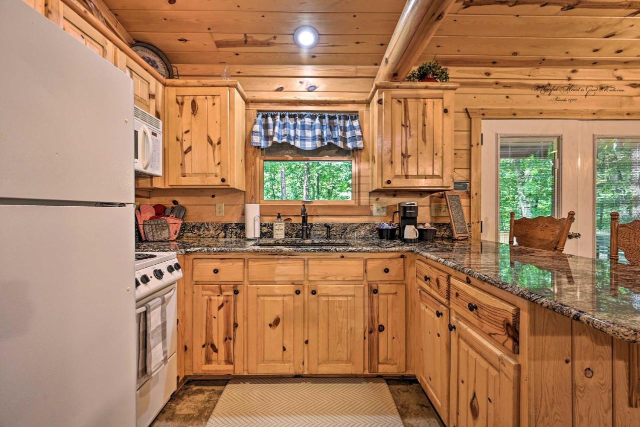 Broken Bow Azalea House - Forest Gem With Hot Tub! Экстерьер фото